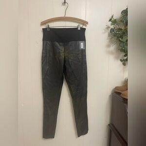 Asset Red Hot By Spanx Leggings Women's Large Black Faux Leather Skinny Leg